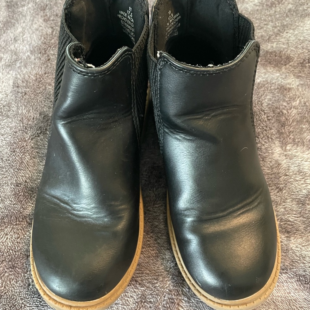 Black boots